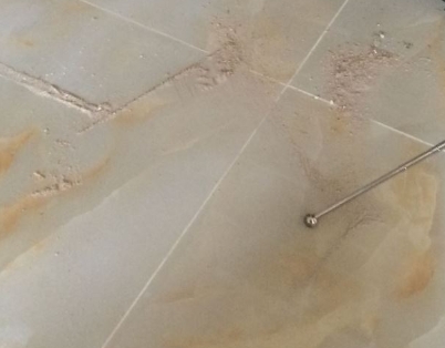 南岗瓷砖空鼓维修公司分享粘合剂选择不当在瓷砖铺贴过程中可能导致以下问题